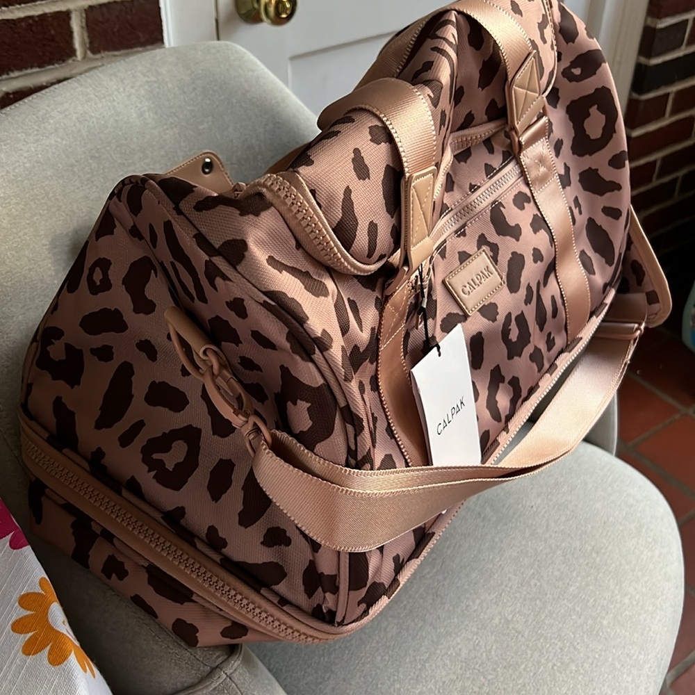 Calpak Stevyn duffle w shoe compartment - Picture 2 of 10
